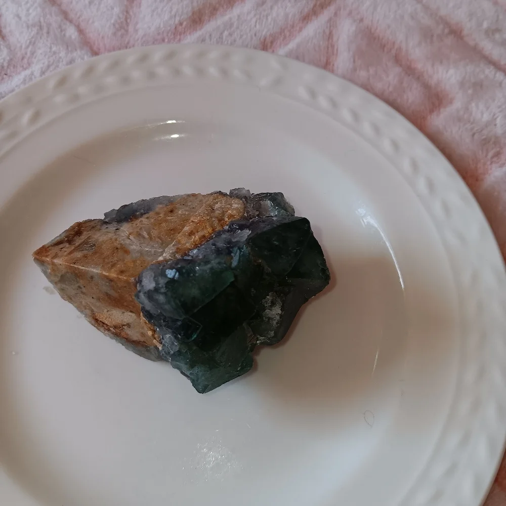 Stone Raw lepidolite with crystal - Picture 4 of 7
